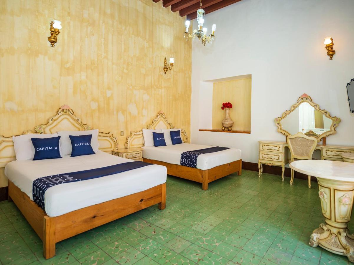 Hotel Meson Del Obispado Queretaro Exterior photo